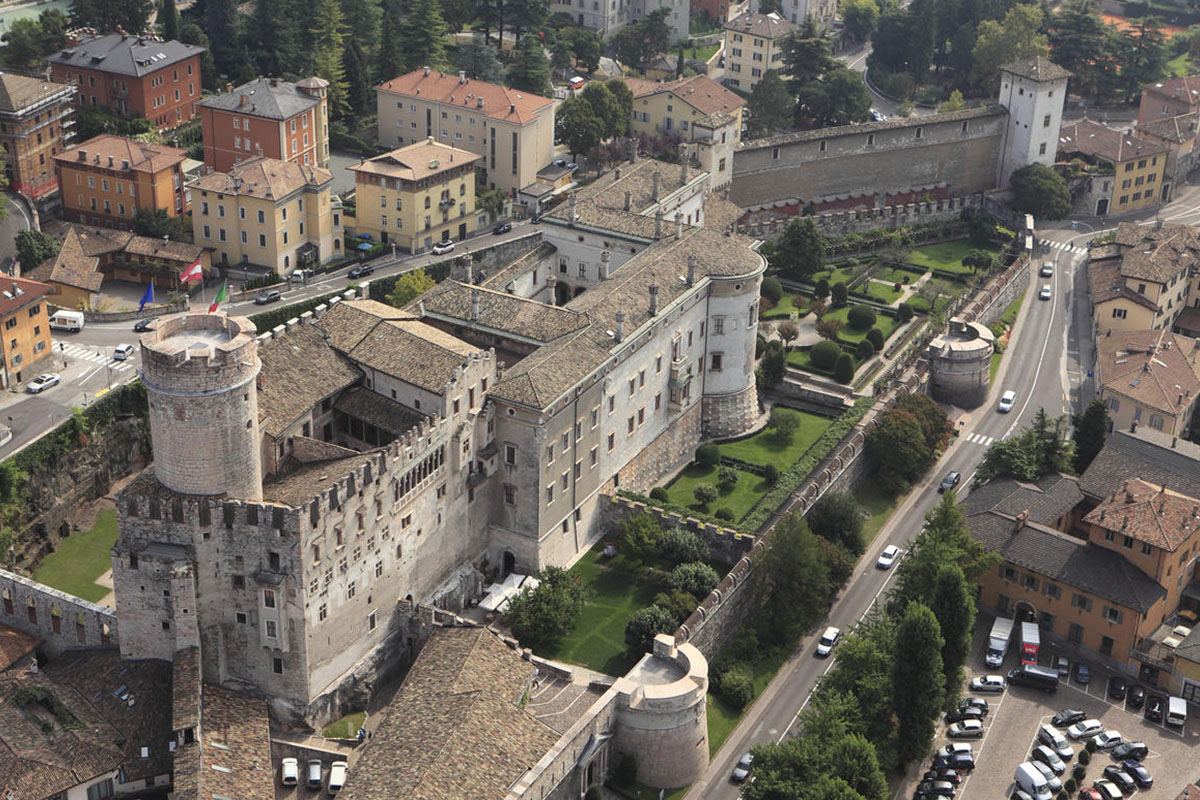 Castello Buonconsiglio Trento Dall Alto